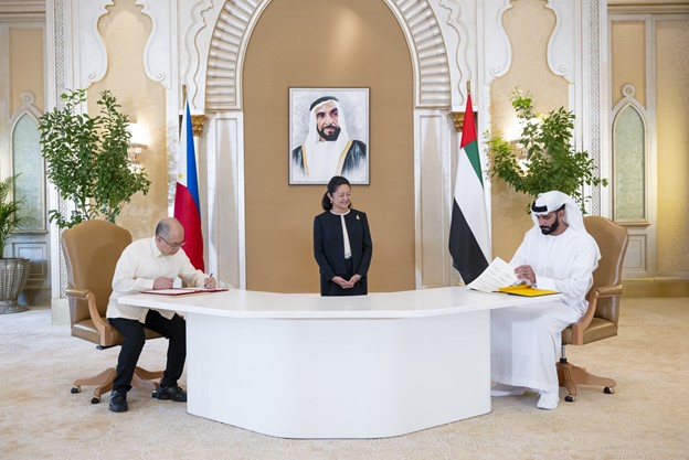 In order to enhance cultural cooperation between the UAE and the Philippines, a Memorandum of Understanding (MoU) was signed between the UAE Ministry of Culture and the National Commission for Culture and the Arts of the Republic of the Philippines, in the presence of First Lady Louise Araneta Marcos, First Lady of the Philippines. This MoU will enhance cultural exchange in the fields of literature, heritage and creative industries, and open new horizons for cooperation that serve the culture of both countries and contribute to strengthening the ties between the two peoples.