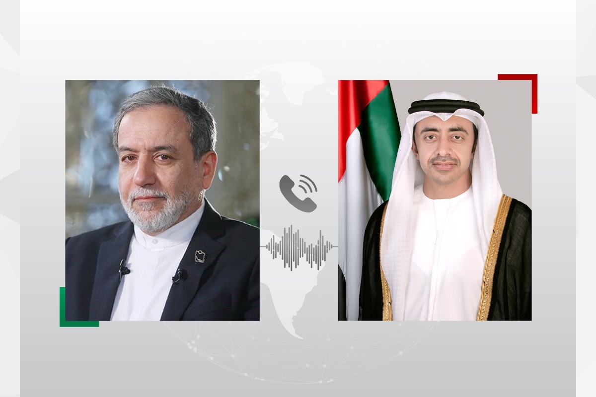 عبدالله بن زايد يتلقى اتصالاً هاتفياً من وزير خارجية إيران