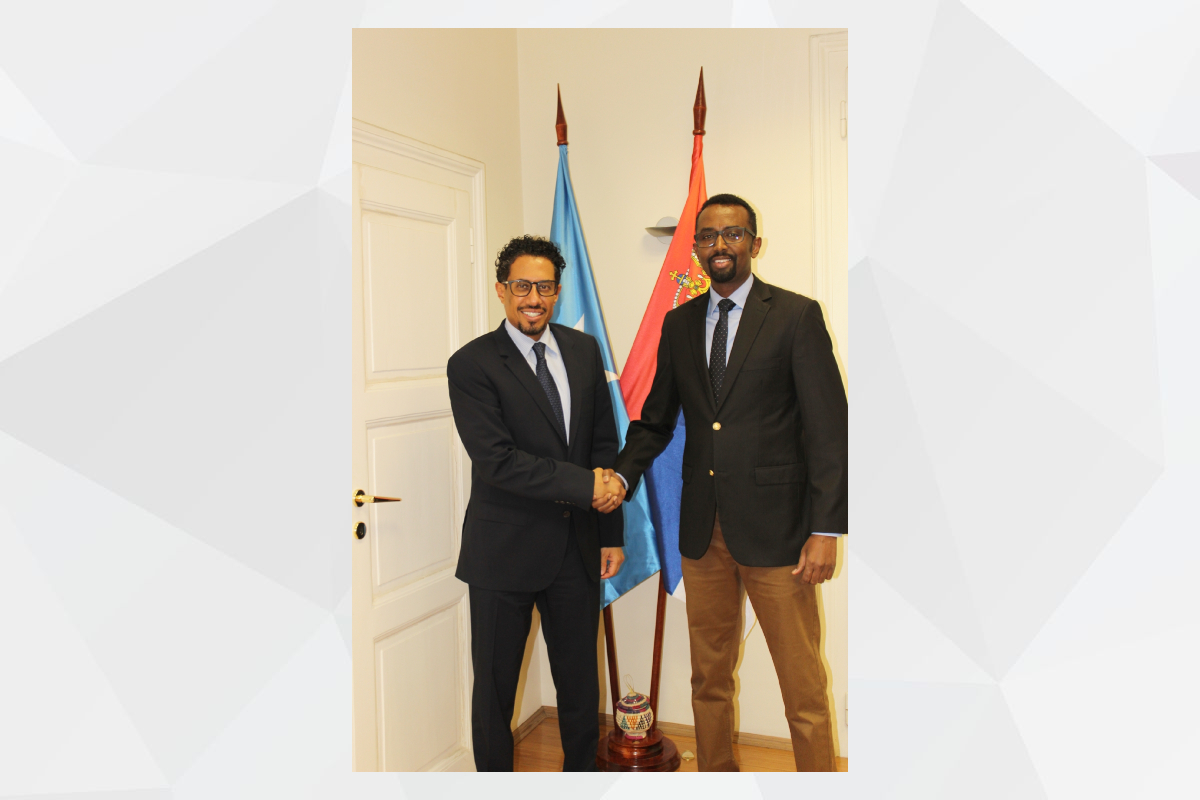 H.E. Ahmed Hatem Almenhali, Ambassador of the United Arab Emirates to the Republic of Serbia, met with H.E. Mohamed Abdullahi Ahmed, Ambassador of the Federal Republic of Somalia in Belgrade.

