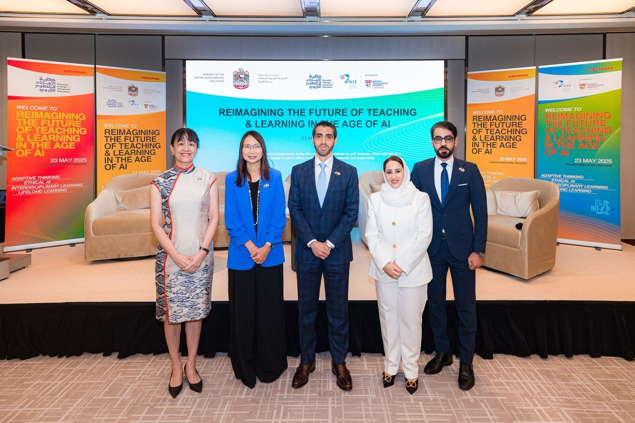 بالشراكة مع المعهد الوطني للتعليم في سنغافورة، وكلية الإمارات للتطوير التربوي، نظّمت سفارة دولة الإمارات العربية المتحدة لدى سنغافورة ندوة بعنوان: 