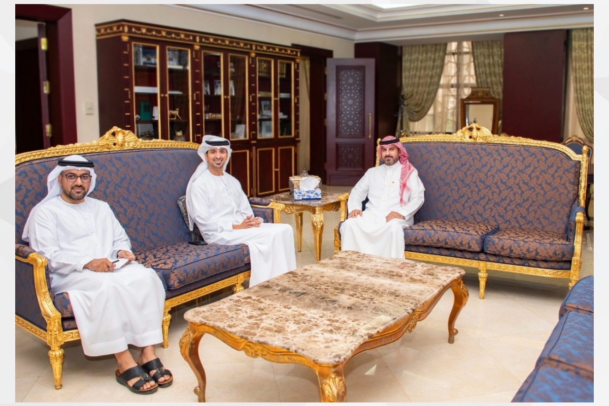 التقى سعادة أحمد الهاملي سفير دولة الإمارات لدى تركمانستان مع سعادة عامر بن علي الشهري سفير المملكة العربية السعودية المُعين حديثاً لدى تركمانستان، وخلال اللقاء تبادل السفيران وجهات النظر حول القضايا ذات الاهتمام المشترك.