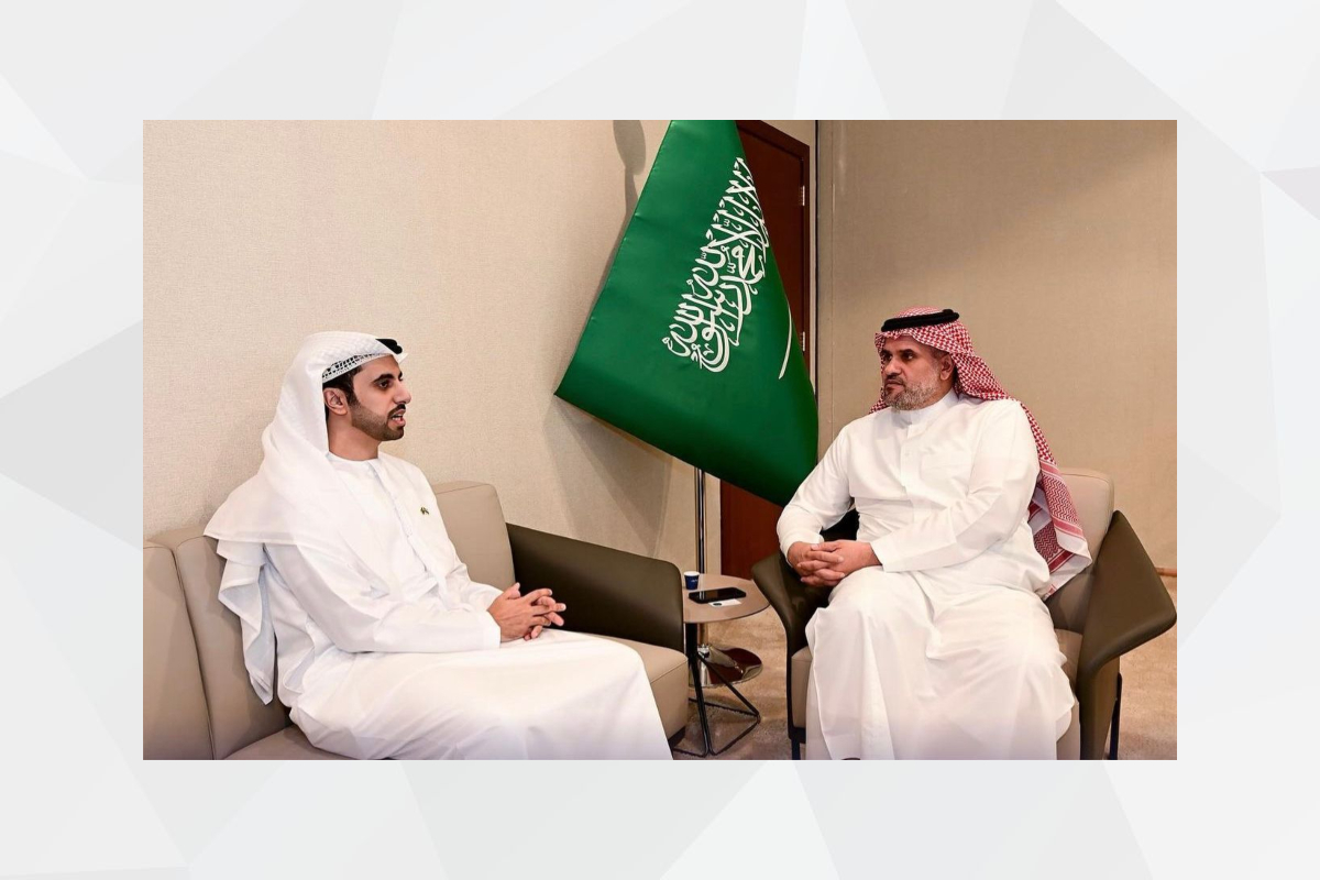 التقى السيد محمد القحطاني رئيس قسم الشؤون التجارية بسفارة الدولة لدى الرياض، بسعادة ناصر بن عثمان أبو حيمد  الأمين العام لغرفة الرياض، وذلك لمناقشة سبل التعاون المشترك.