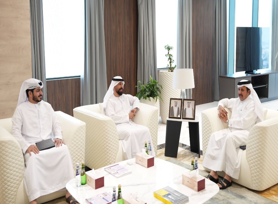 H.E. Saeed Abdulla Al Qemzi, Ambassador of the UAE to the State of Qatar, met with H.E. Sheikh Khalifa bin Jassim Al Thani, Chairman of Qatar Chamber of Commerce and Industry. The meeting discussed ways to enhance economic, trade, and investment cooperation between the two brotherly countries and explored promising opportunities to expand partnerships between the business communities.