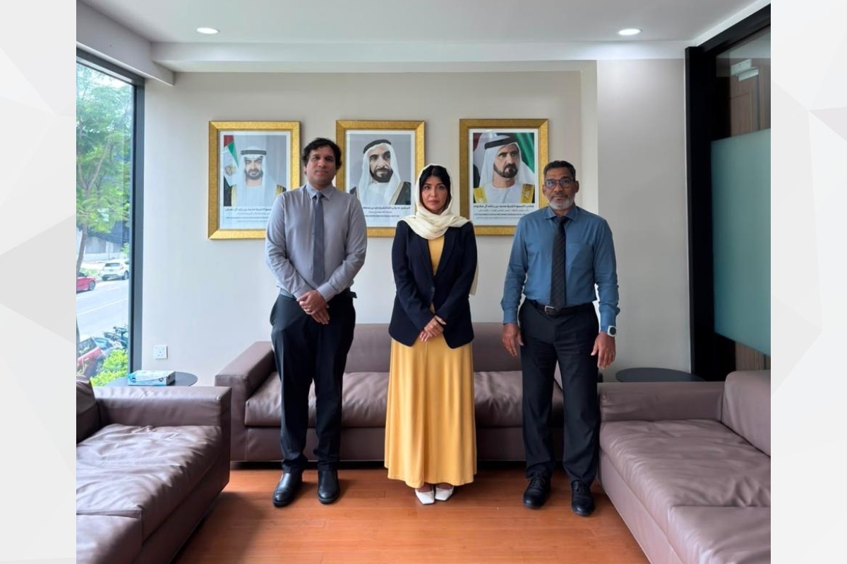 استقبلت القائم بالأعمال بالإنابة هبة الجنيبي بسفارة دولة الإمارات العربية المتحدة لدى جمهورية المالديف، كلاً من السيد مشعل إبراهيم محمد ديدي، المدير التنفيذي لمجموعة (SIMDI)، والسيد يُوشع سعيد، المدير العام للمجموعة.

