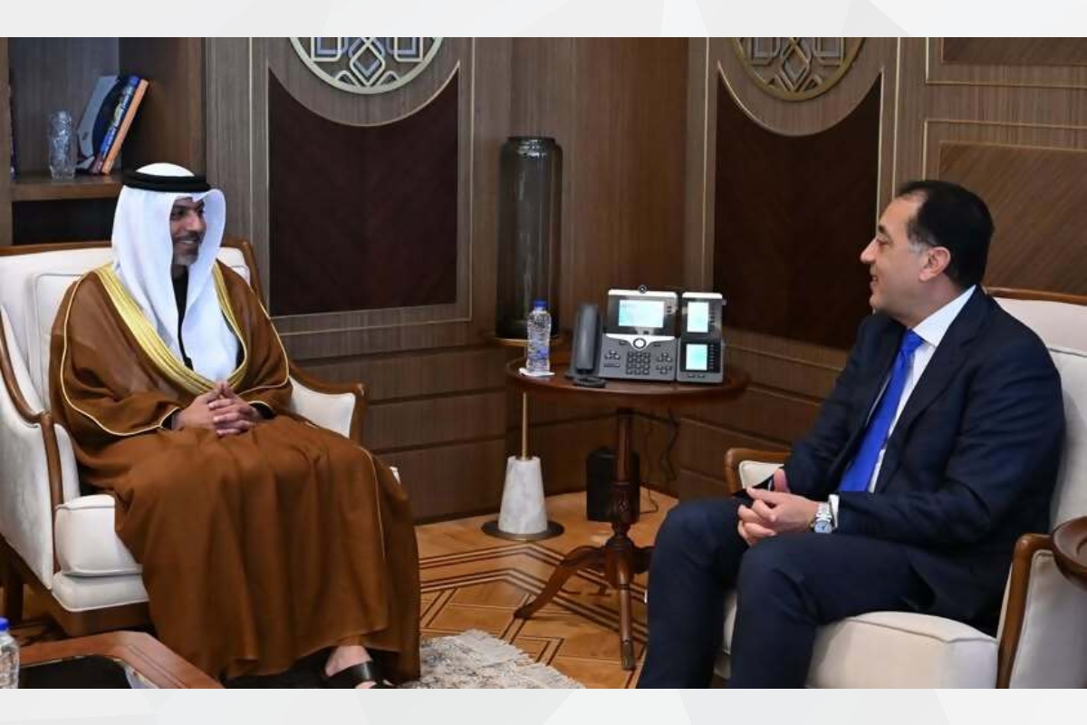 أكد الدكتور مصطفى مدبولي رئيس مجلس الوزراء المصري عُمق العلاقات التاريخية والأخوية التي تجمع بين جمهورية مصر العربية ودولة الإمارات العربية المتحدة، وما تشهده من تنسيق مستمر على مختلف المستويات.

