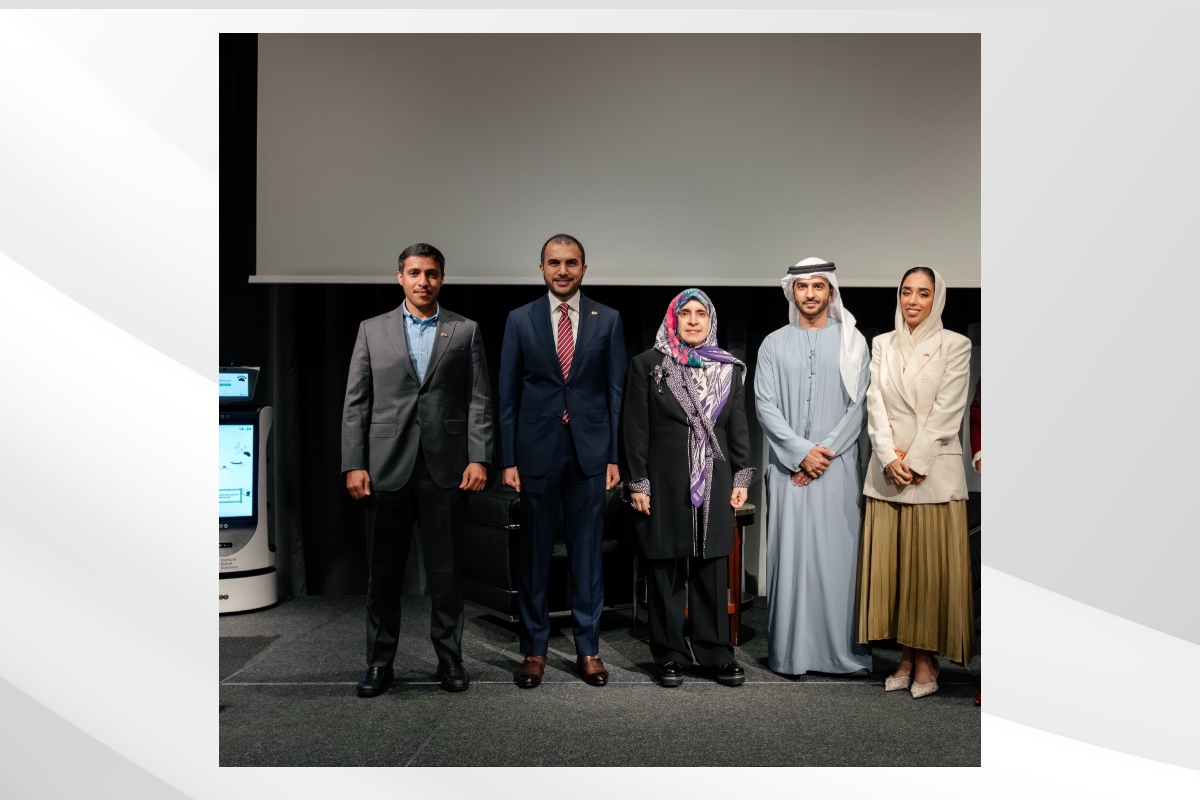 نظّمت سفارة دولة الإمارات لدى بيرن النسخة الثالثة من المنتدى السويسري –الإماراتي للذكاء الاصطناعي في مدينة زيورخ، وذلك بمشاركة نخبة من المسؤولين والخبراء وممثلي قطاعات التكنولوجيا والاقتصاد من البلدين.