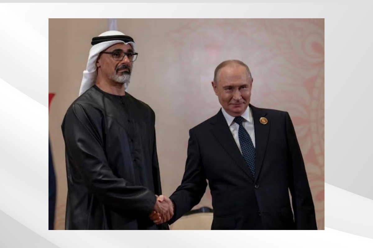التقى سمو الشيخ خالد بن محمد بن زايد آل نهيان، ولي عهد أبوظبي، فخامة فلاديمير بوتين، رئيس روسيا الاتحادية، حيث جرى خلال اللقاء بحث العلاقات الإماراتية الروسية وسبل دعم التعاون الثنائي في المجالات ذات الاهتمام المشترك، بما يخدم المصالح المتبادلة ويواكب تطلعات البلدين وشعبيهما.