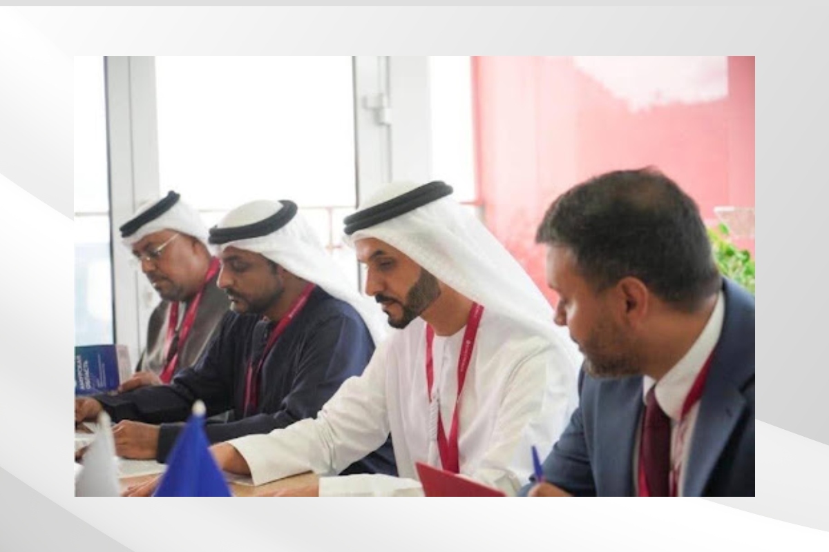 بحث السيد أحمد الكتبي، نائب رئيس البعثة، مع سعادة بافل إيغوريفيتش بوزانوف، نائب رئيس حكومة مقاطعة آمور، وسعادة يكاترينا بيتروفنا كيريفا، وزيرة العلاقات الخارجية والسياحة في المقاطعة، والسيدة أولغا غيناديفنا تيمتشينكو، مديرة وكالة مقاطعة آمور لجذب الاستثمارات، الإمكانات الاقتصادية والاستثمارية للمقاطعة، وأنظمة الحوافز التفضيلية التي توفرها للمستثمرين.

