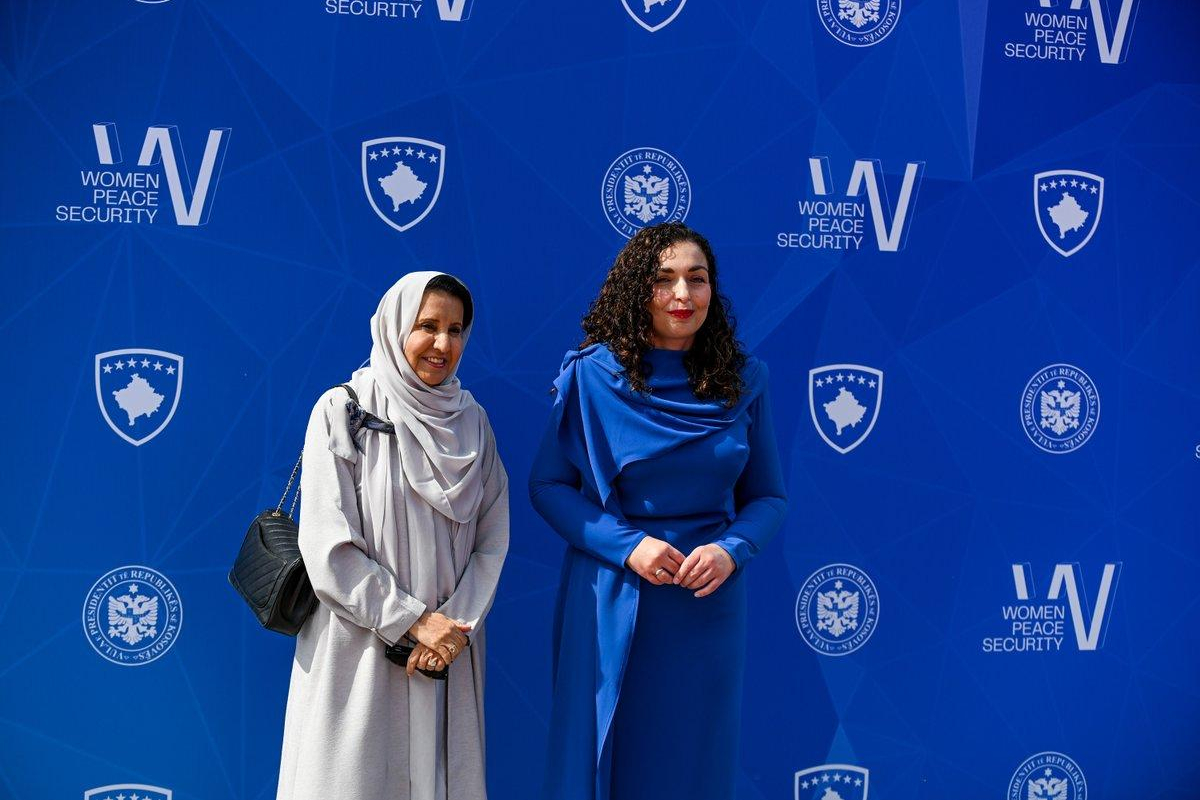 استقبلت فخامة الدكتورة فيوشا عثماني سادريو رئيسة جمهورية كوسوفو معالي الدكتورة ميثاء الشامسي وزيرة الدولة خلال حضورها المنتدى الدولي للمرأة والسلام والأمن الذي عُقد في بريشتينا برعاية رئيس جمهورية كوسوفو.