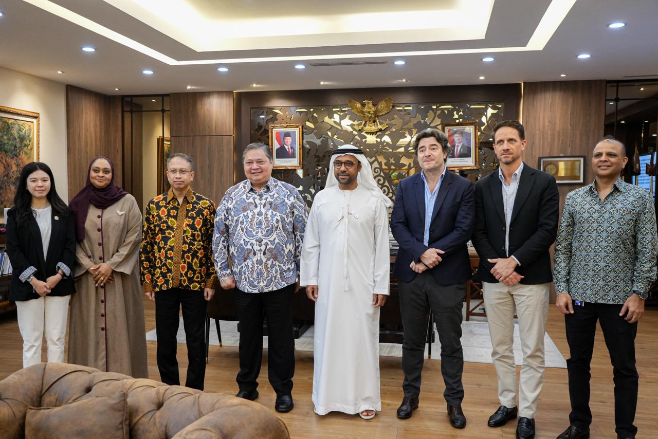 UAE Ambassador Meets Indonesia’s Coordinating Minister for Economic Affairs to Discuss Strengthening Investment and Economic Cooperation