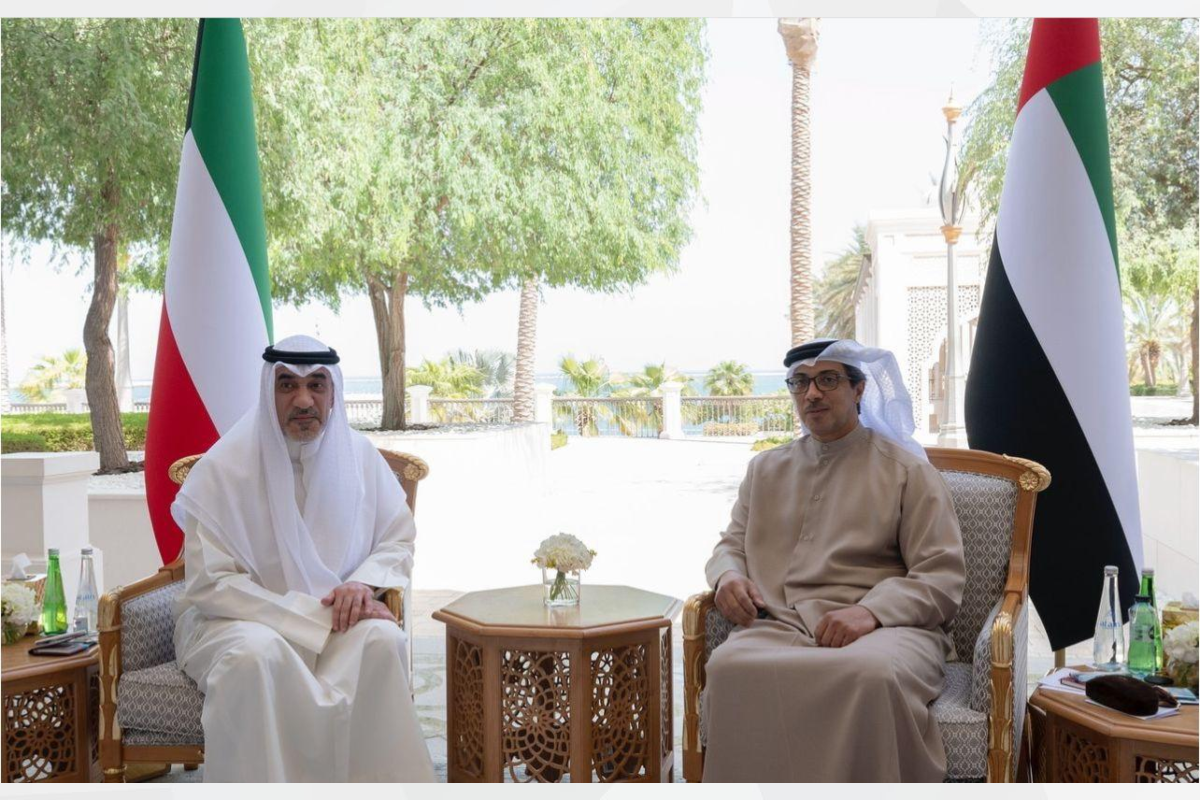 
His Highness Sheikh Mansour bin Zayed Al Nahyan, Deputy Prime Minister and Minister of the Presidential Court, received His Excellency Sheikh Fahad Yousef Saud Al-Sabah, First Deputy Prime Minister, Minister of Defense, and Minister of Interior of of Kuwait, at Qasr Al Watan in Abu Dhabi.