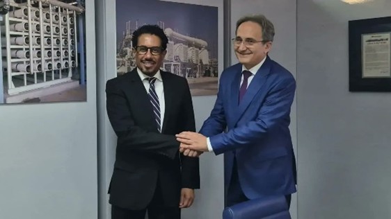 H.E. Ahmed Hatem Almenhali, the Ambassador of the United Arab Emirates to the Republic of Serbia, met with Mr. Mladen Simovic, Director of the company 