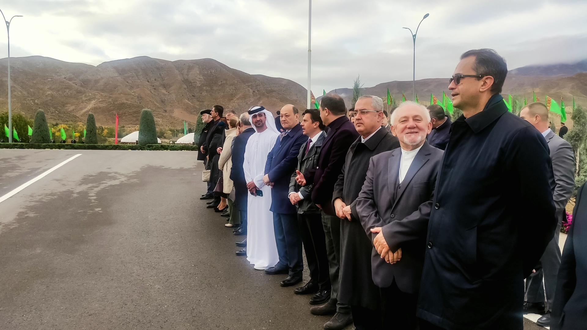 شارك سعادة احمد الهاملي سفير دولة الامارات لدى تركمانستان في فعاليات الاحتفال بيوم 