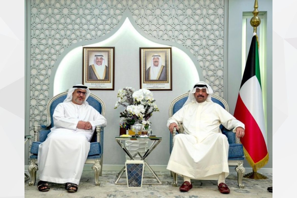 His Excellency the Minister of Defense, Sheikh Abdullah Ali Abdullah Al-Sabah, received His Excellency UAE Ambassador to the state of kuwait , Dr. Matar Hamed Al-Neyadi.