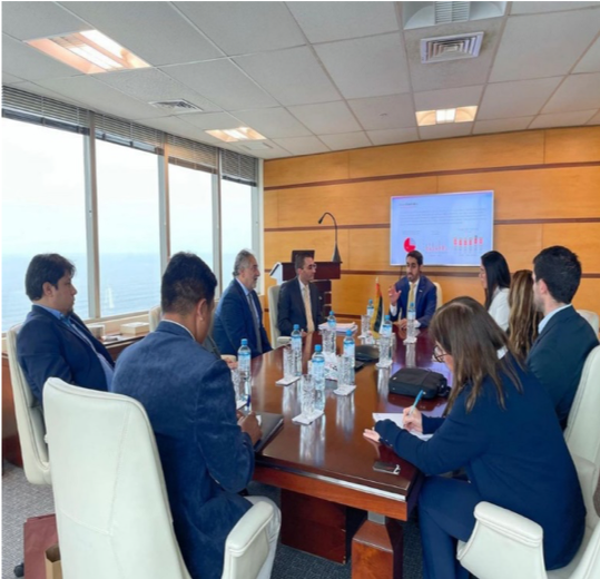 H.E. Mohamed Abdulla Alshamsi, Ambassador of the UAE to Peru, held a meeting with several Peruvian Businessmen in order to promote investment opportunities in the UAE.