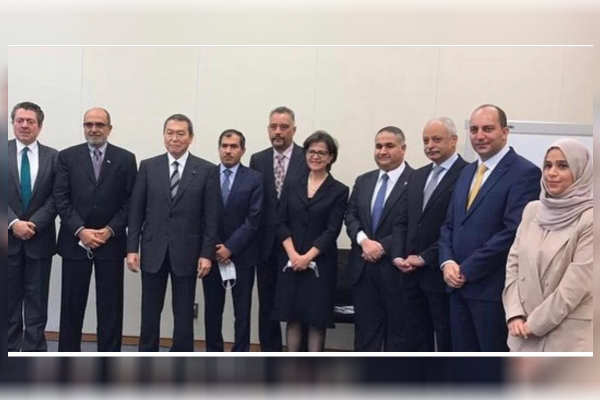 ناقش الاجتماع تعزيز علاقات الشراكة بين الدول العربية ودولة اليابان في مجالات مختلفة مثل كيفية التصدي لوباء كورونا المستجد (كوفيد -19) والاقتصاد والثقافة والتعليم والعلوم والتعاون في الشؤون البرلمانية والدبلوماسية الدولية.