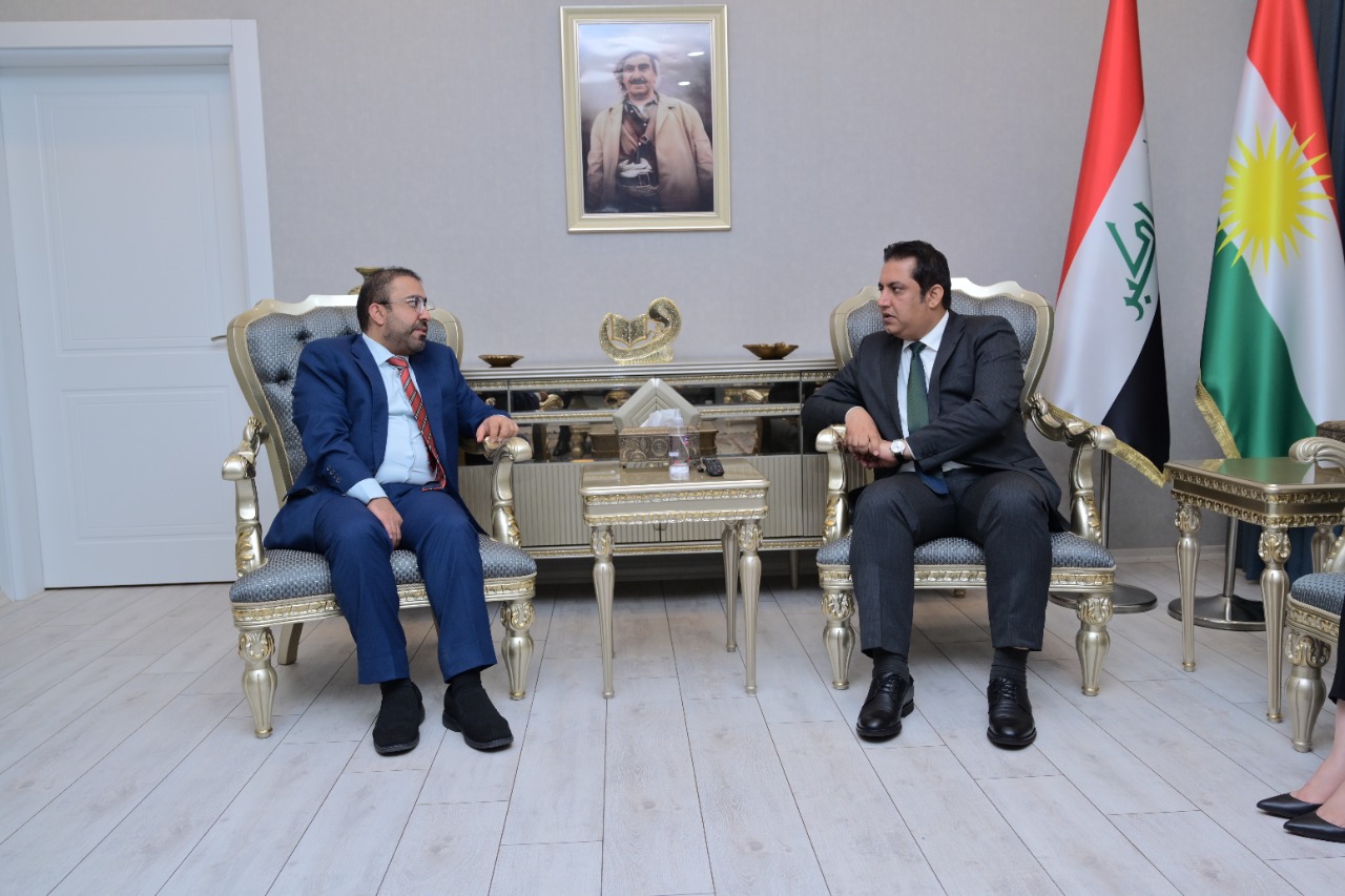 His Excellency Ahmed Al Dhaheri, Consul General of the UAE in the Kurdistan Region of Iraq, met His Excellency Alan Hama Saeed, Minister of Education. During the meeting, which was held in his Excellency's office, they discussed the distinguished bilateral relations between the United Arab Emirates and Iraq, especially the Kurdistan Region of Iraq, and the mechanisms for their development. The contribution of the State of The UAE, through its various institutions, supports and assists the education sector in the Kurdistan region.