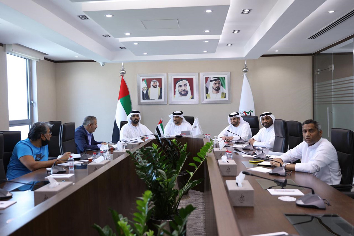 بحثت إدارة الشؤون الفنية والرياضية باللجنة الأولمبية الوطنية بمقر اللجنة بدبي مع اتحادات الرماية والجودو وألعاب القوى والسباحة استعدادات المشاركة في دورة الألعاب الأولمبية ال32 التي تستضيفها العاصمة اليابانية طوكيو خلال الفترة من 23 يوليو إلى 8 أغسطس المقبل.