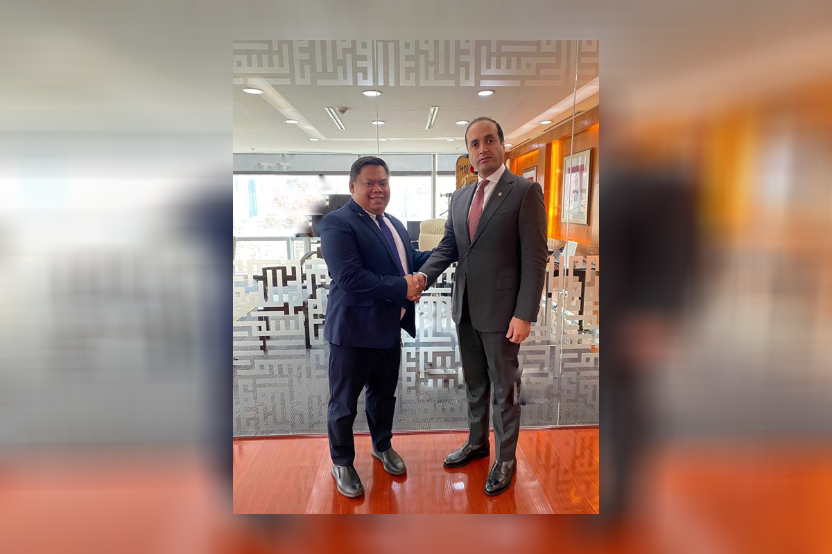 H.E. Mohamed Obaid Alqataam, UAE Ambassador in Manila, met with Mr. Aleem Guiapal, OIC Deputy Director General Manager of the Philippine Economic Zone Authority (PEZA).