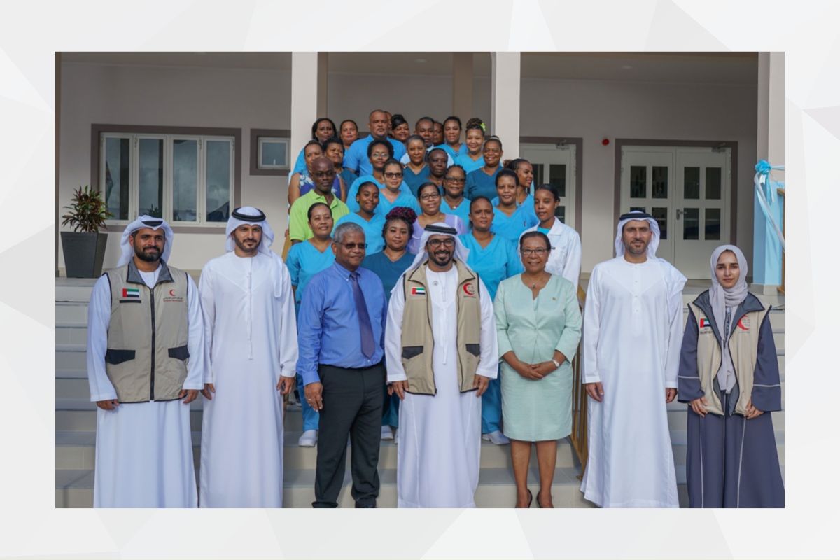 Wavel Ramkalawan, President of Seychelles, has inaugurated a new hospital established on La Digue Island through a contribution provided by H.H. Sheikha Fatima bint Mubarak, Chairwoman of the General Women's Union (GWU), President of the Supreme Council for Motherhood and Childhood, Supreme Chairwoman of the Family Development Foundation (FDF) and the “Mother of the Nation”.
