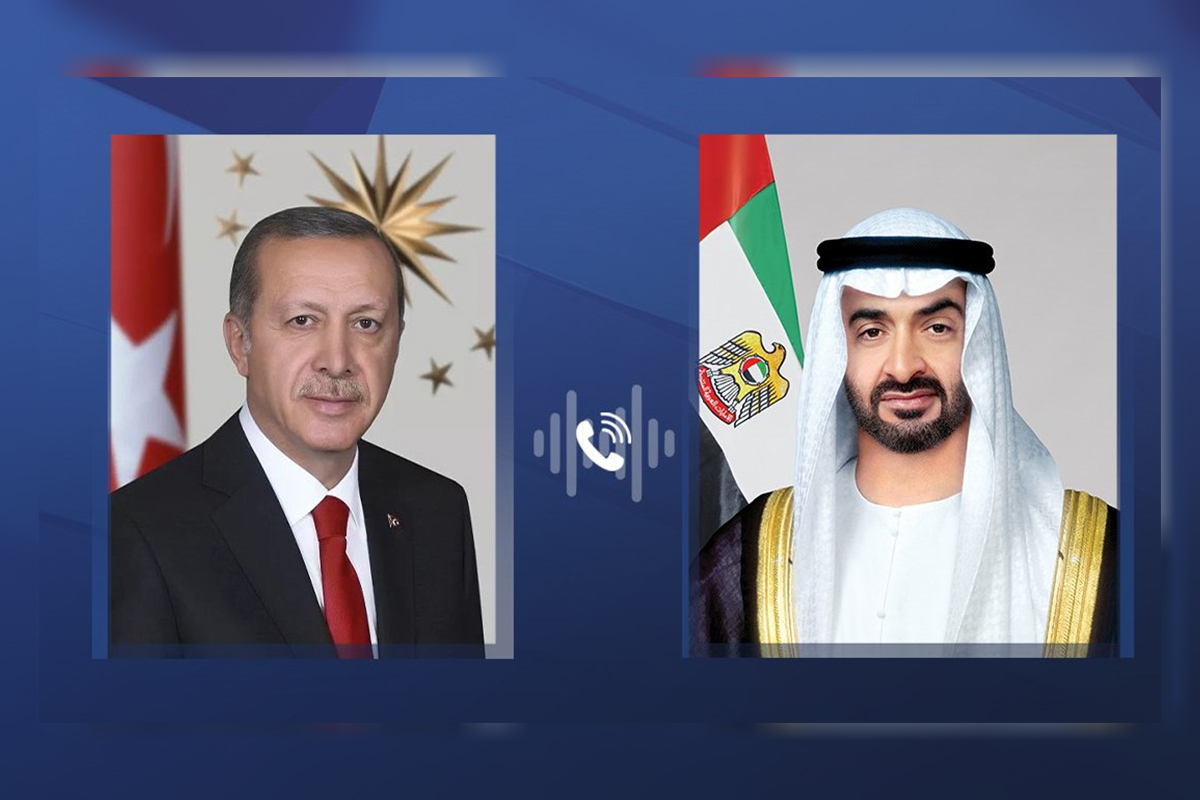 أجرى صاحب السمو الشيخ محمد بن زايد آل نهيان رئيس الدولة “حفظه الله” اليوم اتصالاً هاتفياً مع فخامة رجب طيب أردوغان هنأه خلاله بإعادة انتخابه رئيساً للجمهورية التركية لولاية جديدة في الانتخابات الرئاسية.