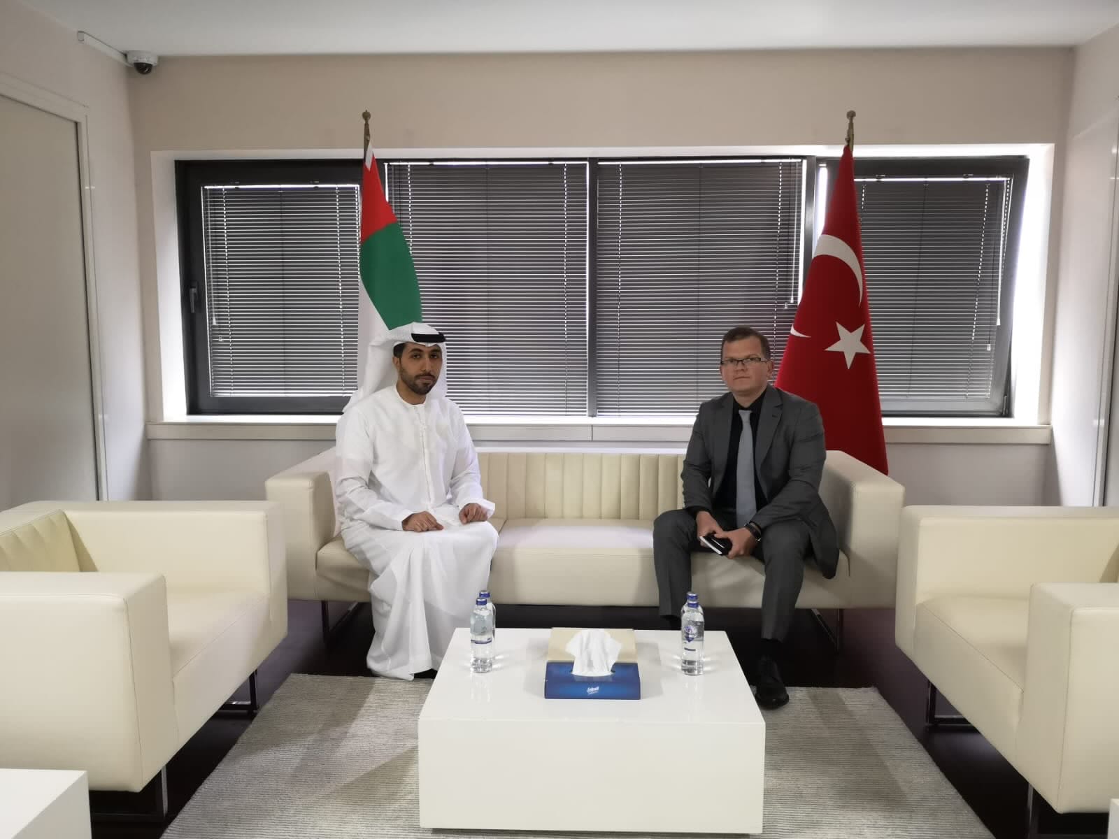 قدم سعادة/ أنطون سكفورتسوف، القائم بالأعمال في القنصلية الروسية باسطنبول، واجب العزاء في وفاة المغفورله بإذن الله تعالى سمو الشيخ خليفة بن زايد آل نهيان 