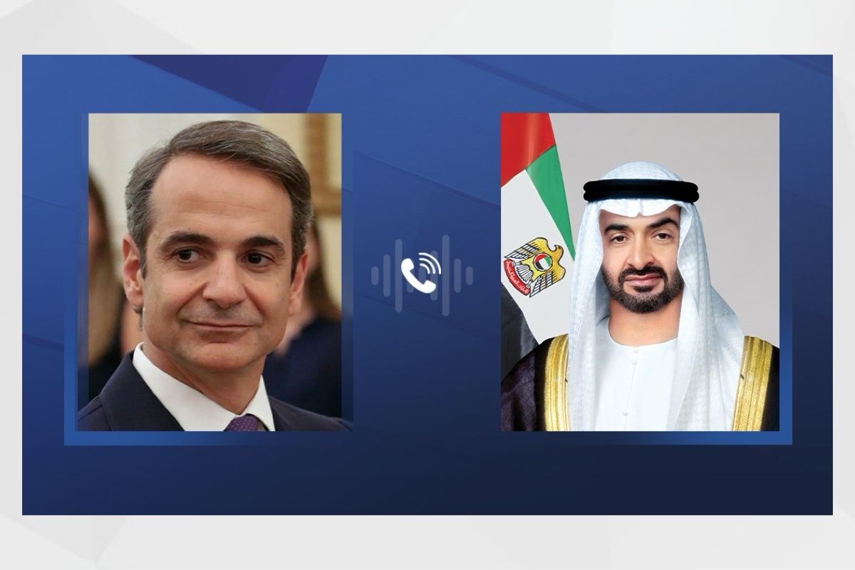 أجرى صاحب السمو الشيخ محمد بن زايد آل نهيان رئيس الدولة حفظه الله اتصالاً هاتفياً مع معالي كيرياكوس ميتسوتاكيس رئيس وزراء جمهورية اليونان الصديقة..قدم خلاله تعازيه ومواساته في ضحايا الفيضانات التي شهدتها البلاد وما أسفرت عنه من أضرار .
