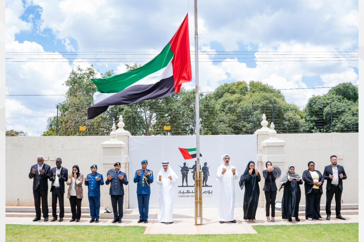 في ذكرى يوم الشهيد، نستذكر بفخر شهداء الوطن الذين قدّموا أرواحهم دفاعاً عن دولة الإمارات، وستظل تضحياتهم خالدة في وجدان الوطن والأجيال القادمة، تجسيداً لقيم الوفاء والإخلاص والتفاني في خدمة الوطن. رحم الله شهداء الإمارات وأسكنهم فسيح جناته.
