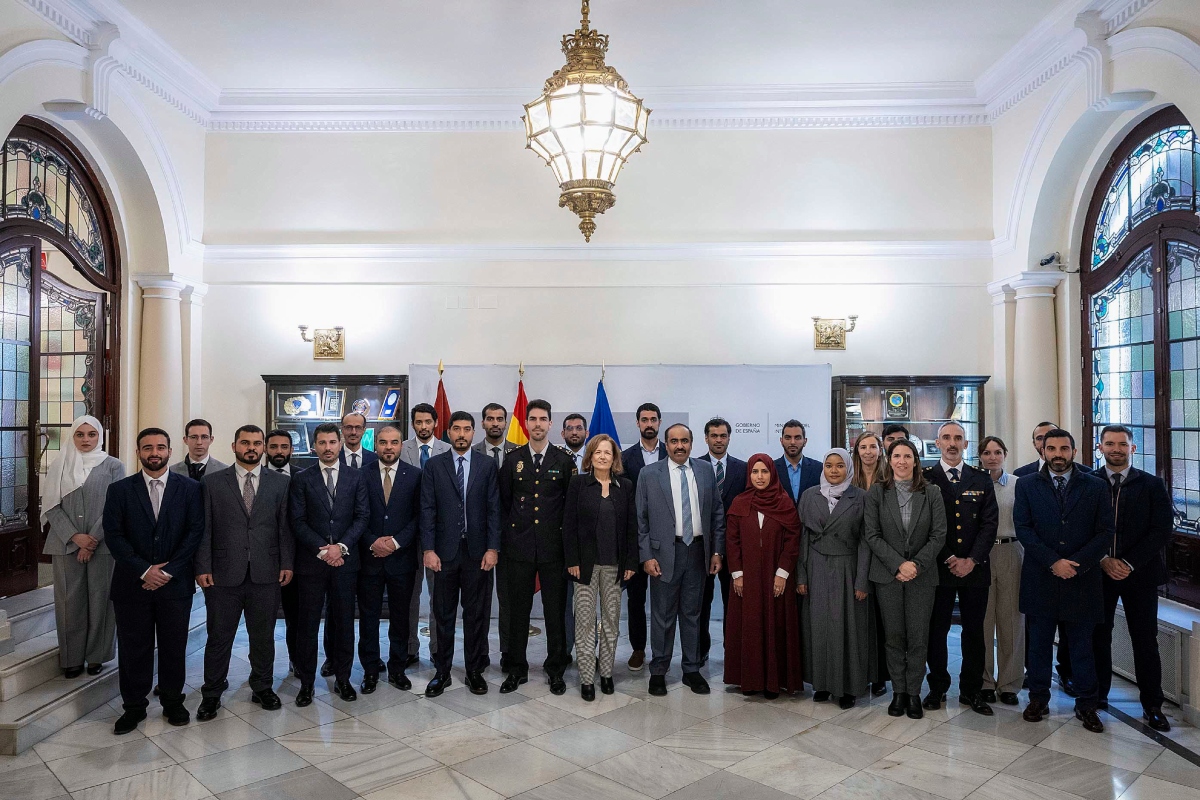Elena Garzón, Director General for International Relations and Foreigners Affairs at the Spanish Ministry of the Interior, received a ministerial delegation from the United Arab Emirates.
