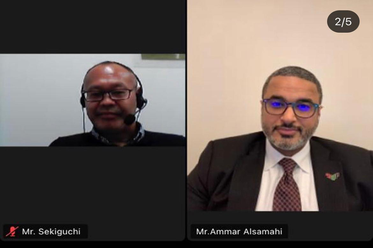وخلال هذه الندوة ناقش المشاركون الجهود المبذولة من البلدين لتعزيز القدرات العقلية والبدنية للشباب والدور الحيوي الذي تلعبه الرياضة لتعزيز التفاهم المتبادل وعلاقات الصداقة بين البلدين.