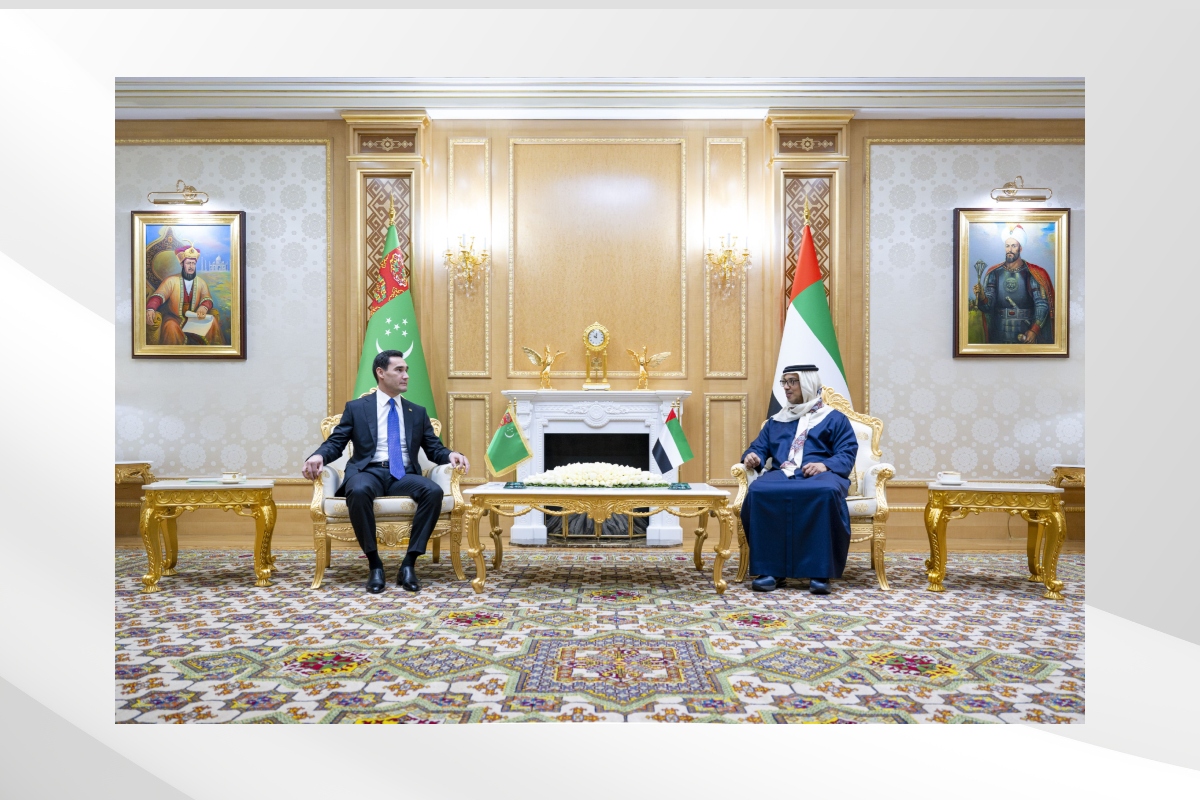 استقبل صاحب الفخامة قربان قولي بيردي محمدوف رئيس مجلس الشيوخ زعيم الامة التركمانية سمو الشيخ منصور بن زايد ال نهيان نائب رئيس دولة الامارات نائب رئيس مجلس الوزراء وزير ديوان الرئاسة بالعاصمة التركمانية عشق أباد.