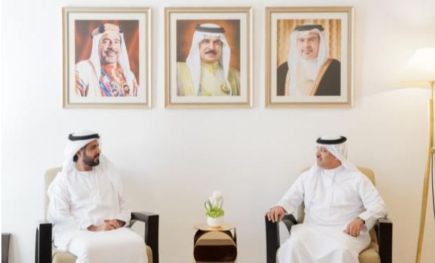 استقبل الشيخ خليفة بن أحمد بن عبدالله آل خليفة، رئيس هيئة البحرين للثقافة والآثار، الثلاثاء الموافق 27 مارس 2024، سعادة فهد محمد سالم كردوس العامري سفير دولة الإمارات العربية المتحدة لدى مملكة البحرين، وذلك بمناسبة تعيينه سفيرًا جديدًا لبلاده بالمملكة.

