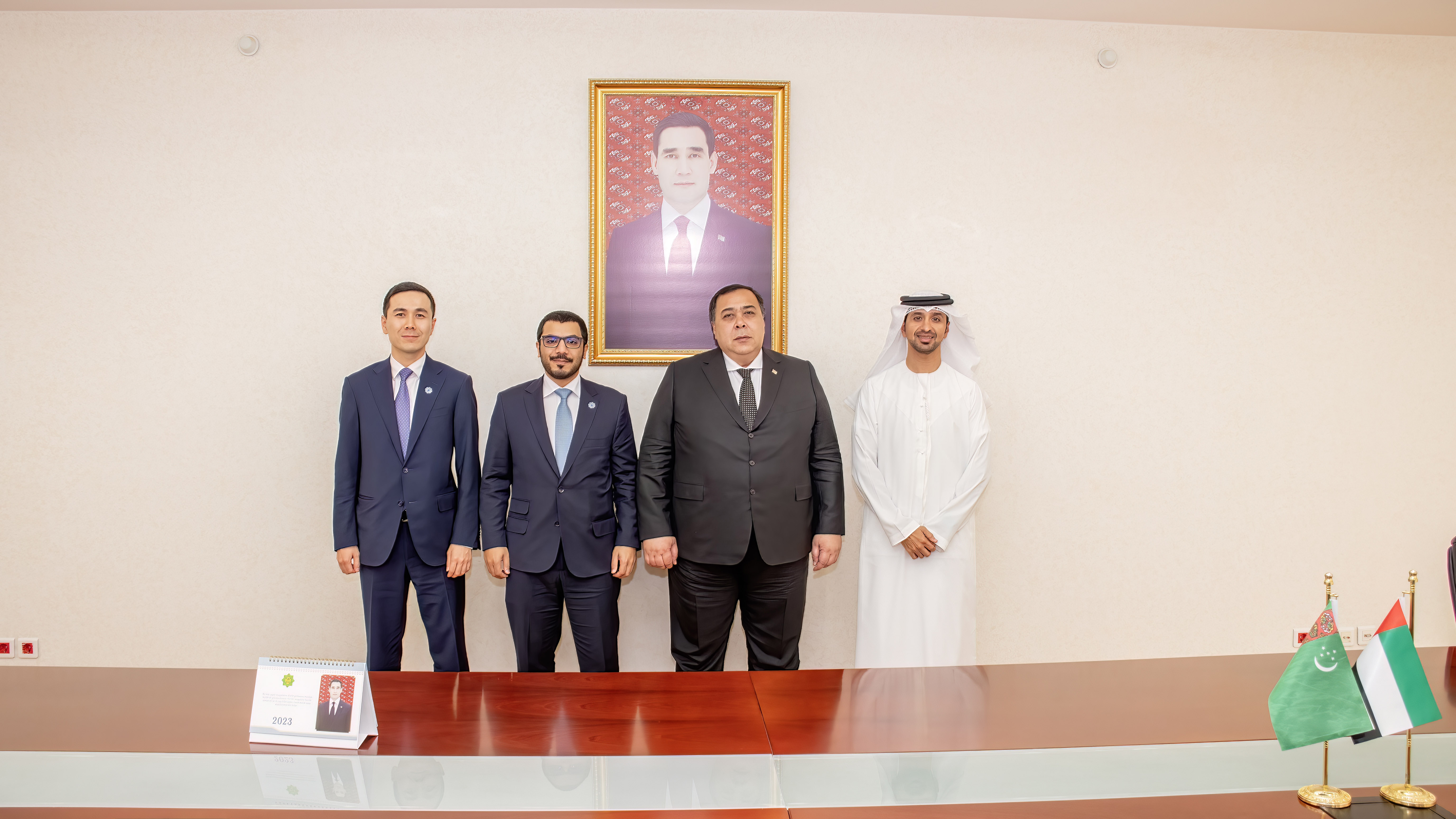 رافق سعادة احمد الهاملي سفير دولة الامارات لدى تركمانستان وفد شركة 