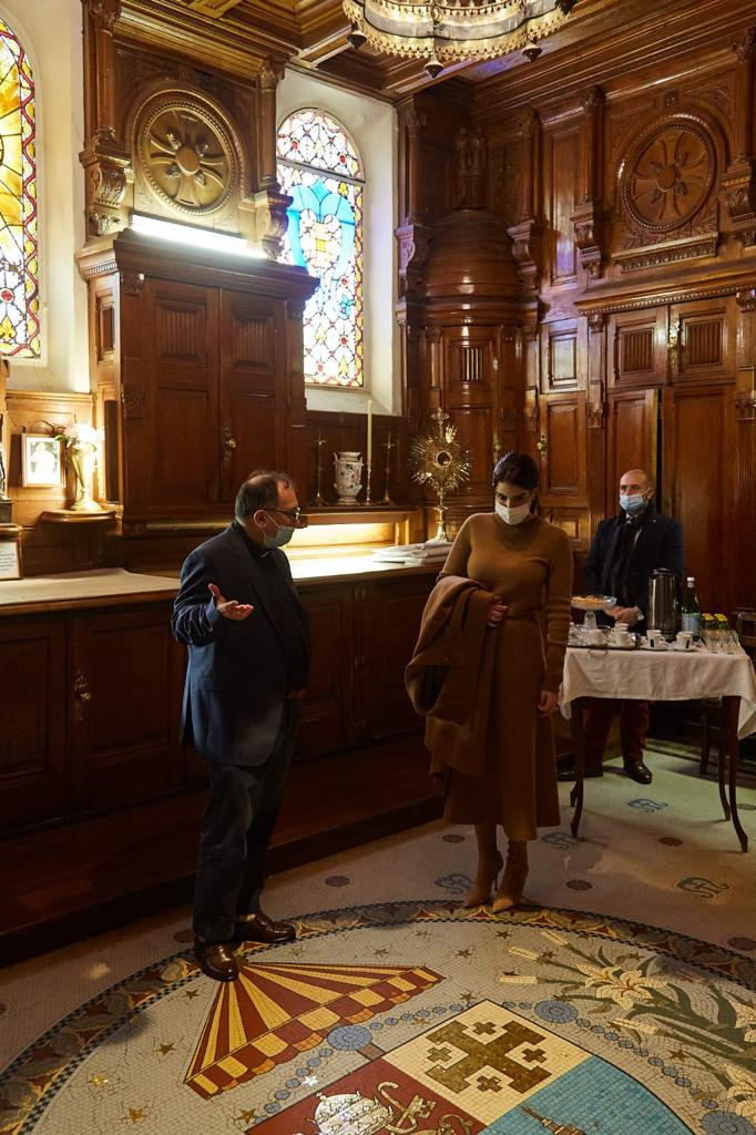 S.E. Hend Al-Otaiba a accompagné le Père Olivier Spinoza à la Basilique Notre dame de la Garde