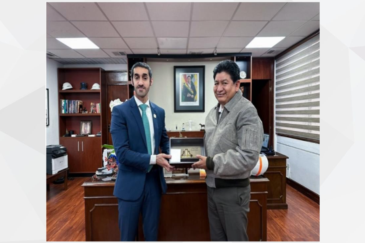 H.E. Mohamed Alshamsi, UAE Ambassador to Peru, held a meeting with H.E. Edgar Montaño Rojas, Minister of Public Work, Services and Housing of the Plurinational State of Bolivia.
