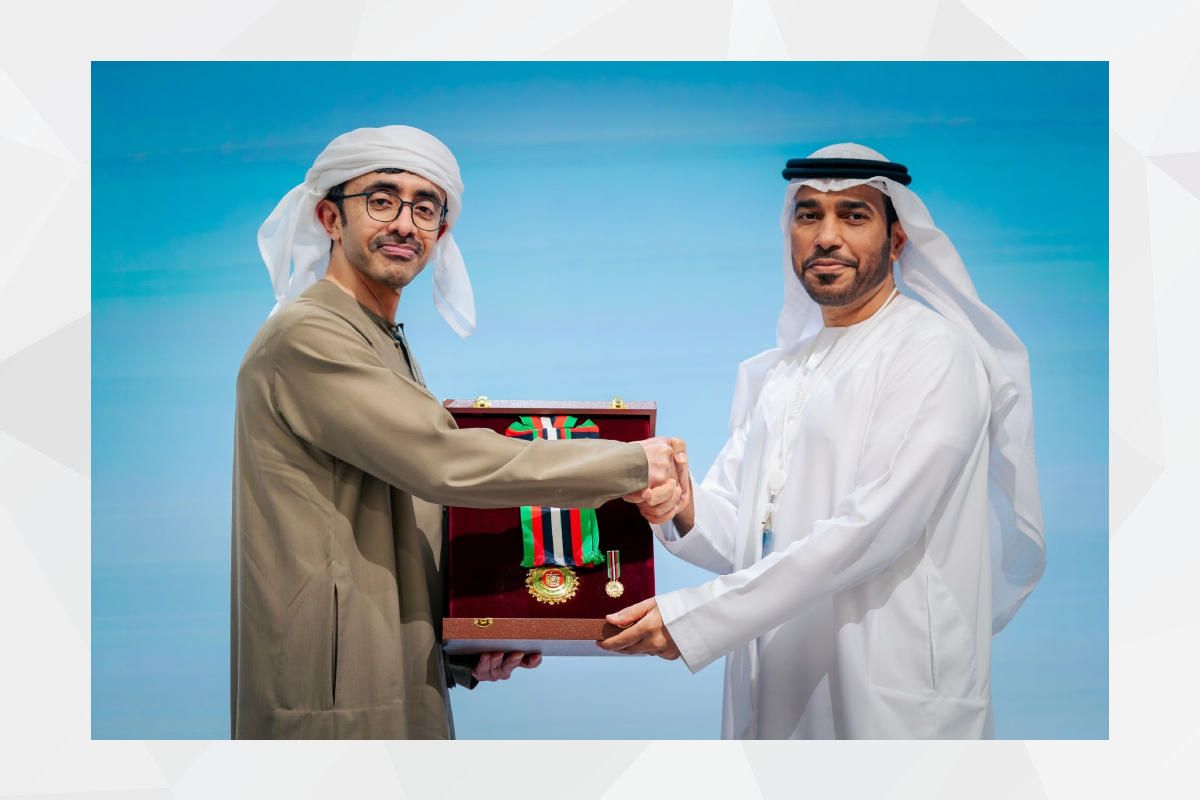 منح صاحب السمو الشيخ محمد بن زايد آل نهيان رئيس الدولة (حفظه الله ) سعادة سعيد ثاني الظاهري سفير الدولة لدى تركيا وسام زايد الثاني من الطبقة الأولى ، وذلك تقديراً لجهوده و دوره البارز في بناء علاقات تعاون وشراكات اقتصادية وتجارية قوية ومتطورة بين دولة الامارات العربية المتحدة وجمهورية تركيا الصديق . قلد سمو الشيخ عبدالله بن زايد آل نهيان وزير الخارجية سعادة السفير الوسام على هامش أعمال ملتقى السفراء وممثلي البعثات التمثيلية للدولة في الخارج الذي تنظمه وزارة الخارجية .