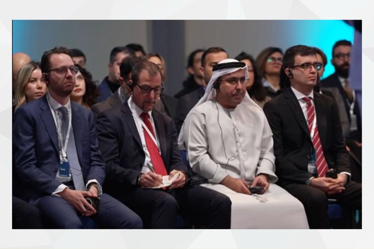 His Excellency Ahmed Al Dhaheri, Consul General of the UAE in the Kurdistan Region of Iraq, attended the opening session of the Work and Creativity Forum in Sulaymaniyah Governorate, which was held under the patronage of His Excellency Qubad Talabani, Deputy Prime Minister, and with the participation of 300 officials, representatives of diplomatic missions, and businessmen.
