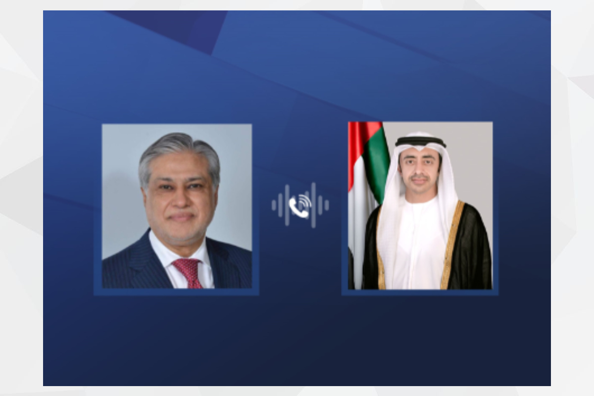 H.H. Sheikh Abdullah bin Zayed Al Nahyan, Minister of Foreign Affairs, held a phone call with Muhammad Ishaq Dar, Minister of Foreign Affairs of the Islamic Republic of Pakistan, during which they discussed bilateral relations and strategic partnership, as well as avenues to enhance them in a manner that serves the mutual interests of both nations and benefits their peoples.
