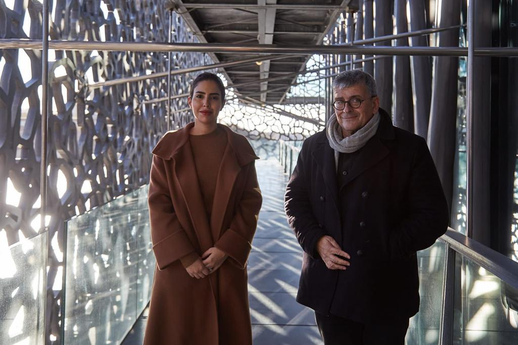 S.E.Hend Al-Otaiba visite le Mucem à Marseille, un haut lieu de patrimoine où se croisent deux époques et des cultures différentes dont la culture et l'héritage culturel de la ville de Marseille.